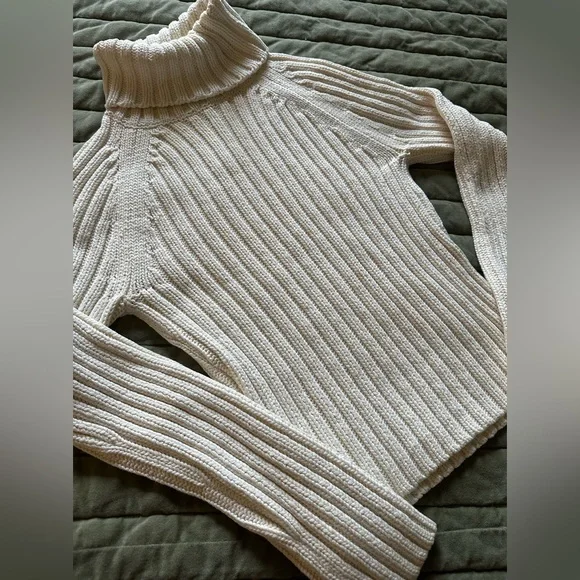 Vintage Abercrombie & Fitch Turtleneck Ribbed Cotton Sweater - Picture 2 of 4